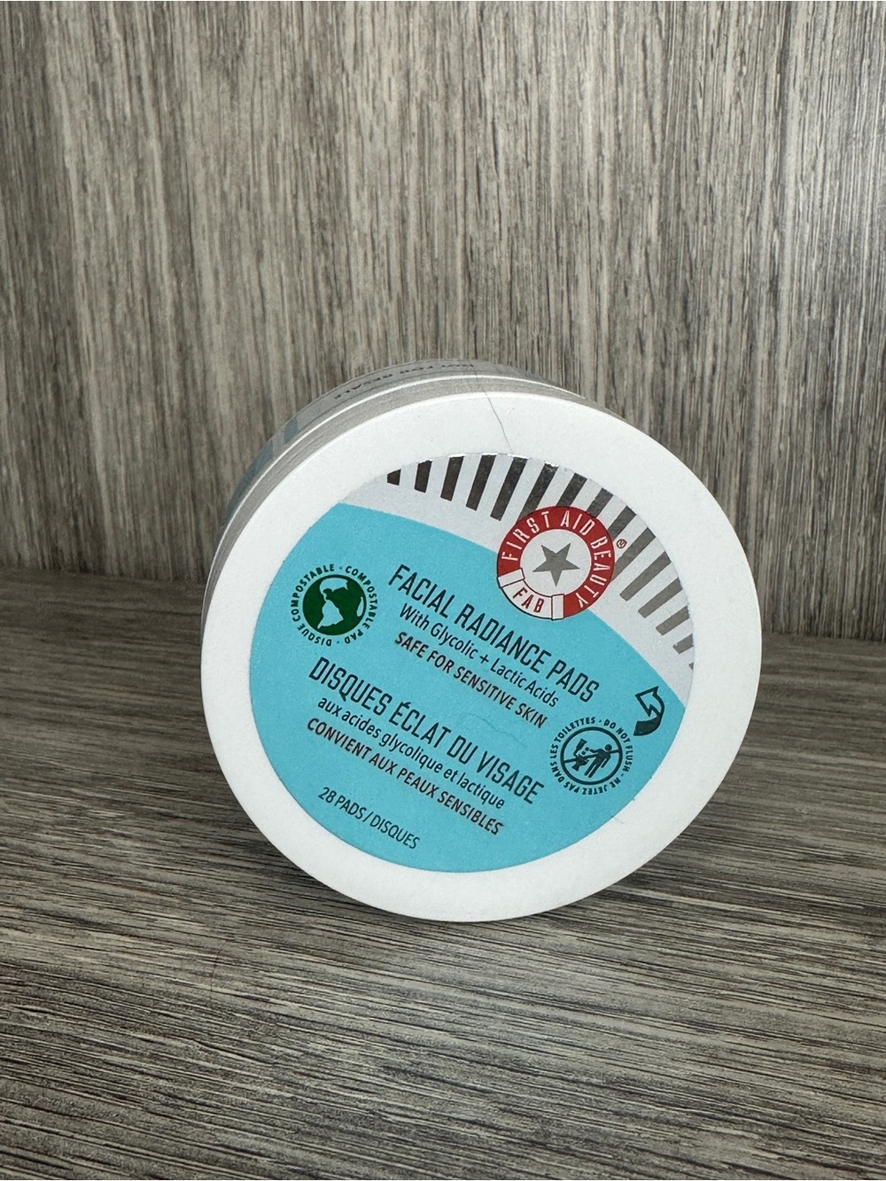 First Aid Beauty Facial Radiance Pads - 28 pads